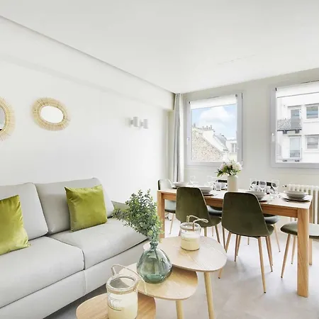 Champs Elysees - Ponthieu Apartment