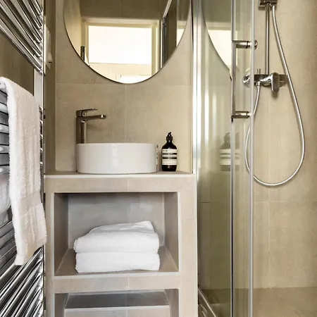 Apartment Champs Elysees - Ponthieu Paris
