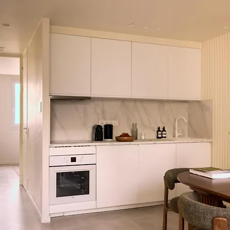 Champs Elysees - Ponthieu Apartment Paris